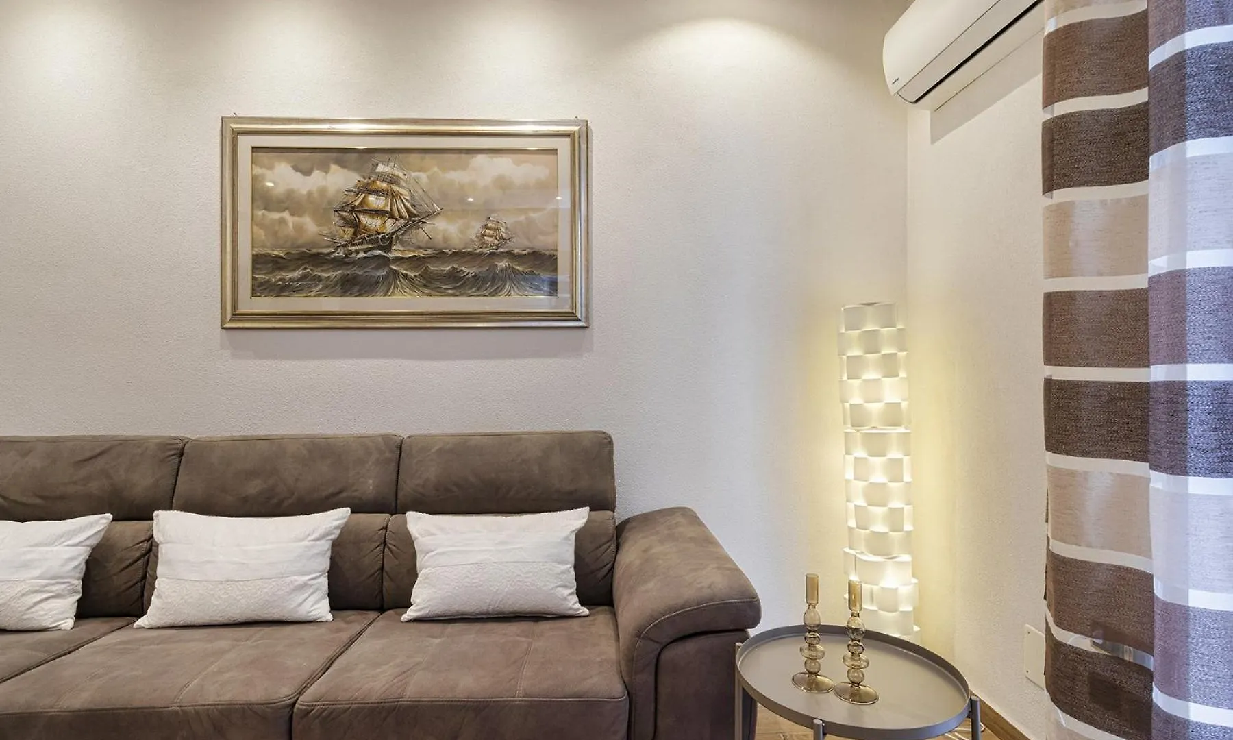 Modern Apartment With Patio In Rapallo By Wonderful Italy